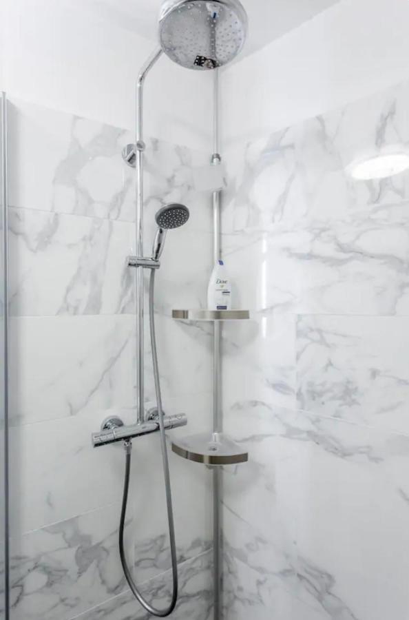 לוולואה פרה Beautiful Modern Fully Furnished Studio מראה חיצוני תמונה